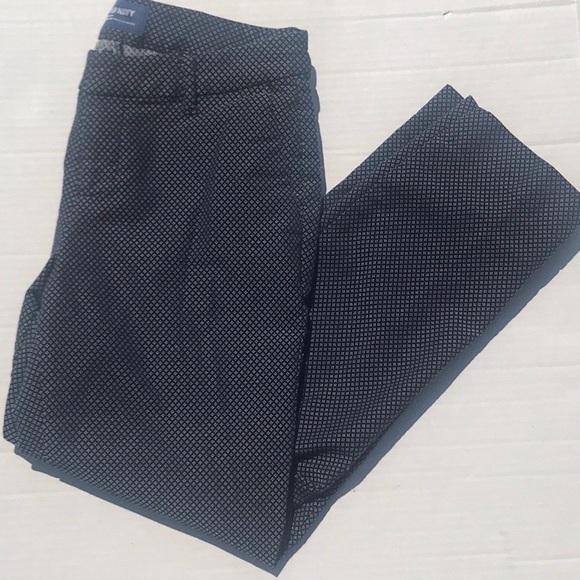 3/$25🍾🍾Old Navy Harper Dobby Navy/White Print Pants - Picture 3 of 12